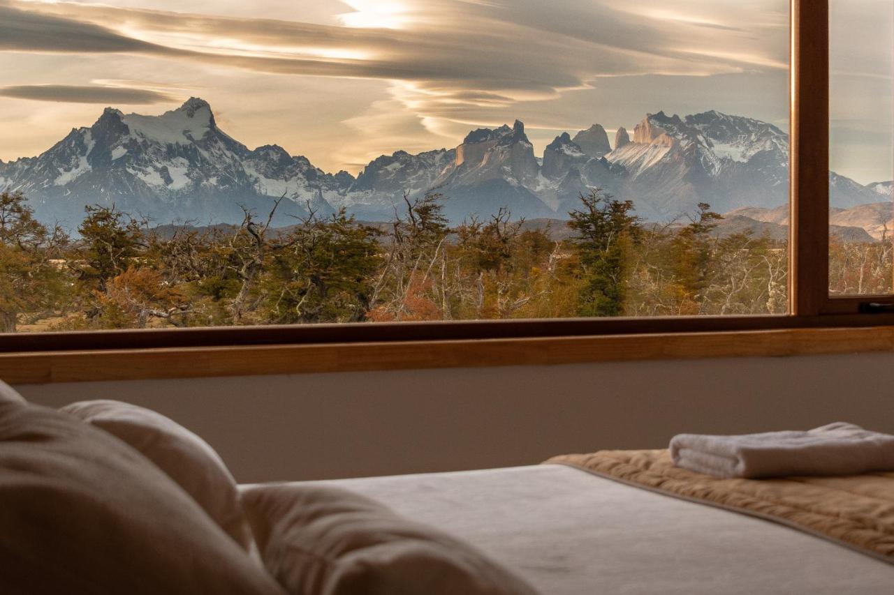 日光与马潘帕山林小屋 Torres del Paine National Park 外观 照片