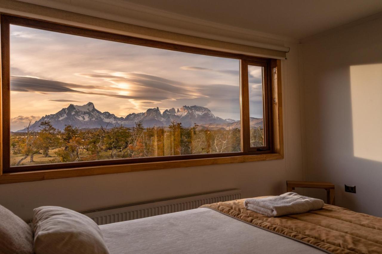 日光与马潘帕山林小屋 Torres del Paine National Park 外观 照片
